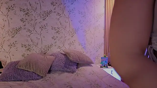 Charlotte__Miller webcam