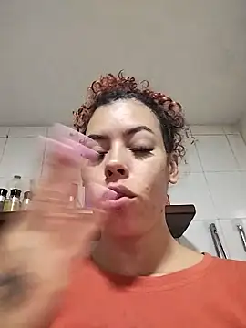 Pamelamiler__ webcam