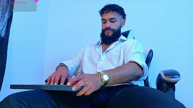 Thaiel_Fosteer webcam