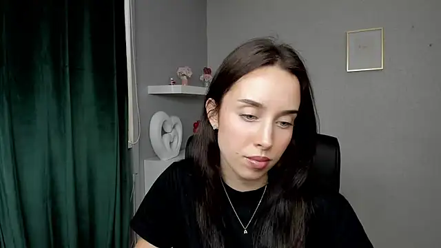 AdeleSolo webcam