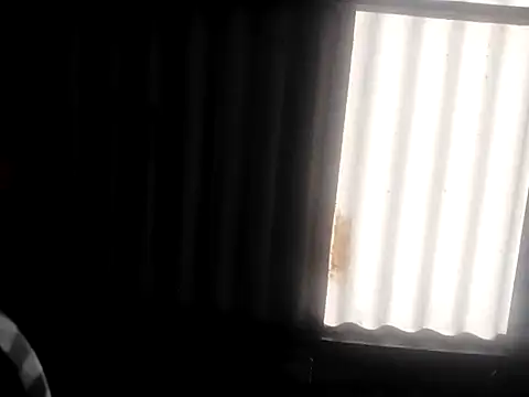 LatinSquirtBaby webcam
