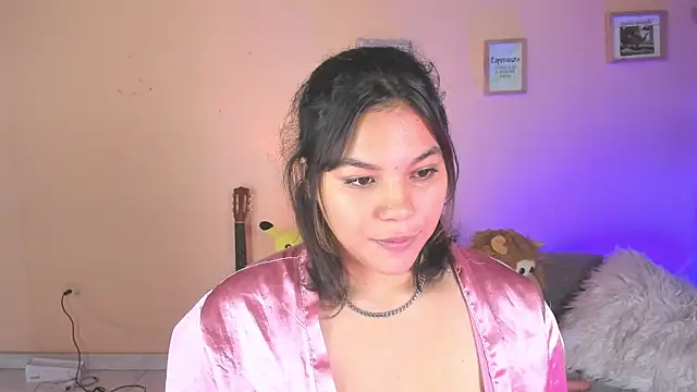 naomy_ruiz_ webcam
