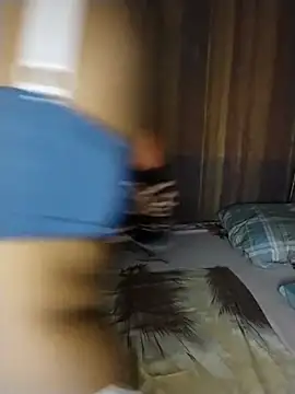 cheeksav8 webcam