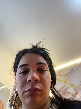 Siri_Luxx webcam