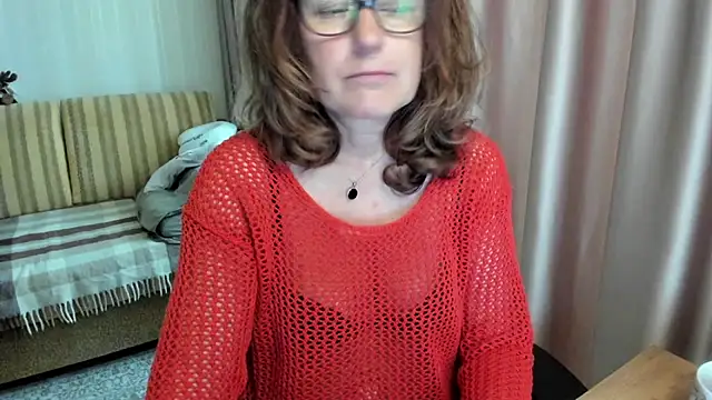 lauraoven webcam