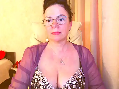 Monica-1203 webcam