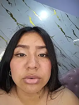 Amber_Herrera live cam on StripChat
