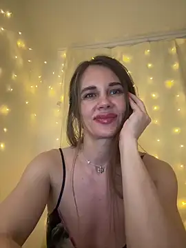 LucieMack webcam