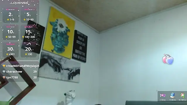ZoeBakers_ live cam on StripChat