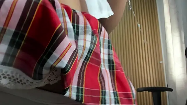 Lili_16 webcam