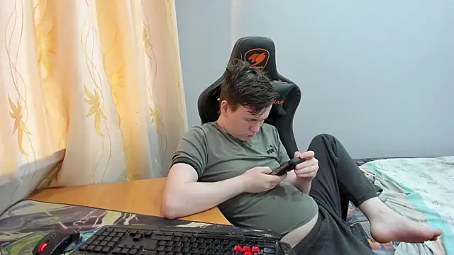 iliaskrislove webcam