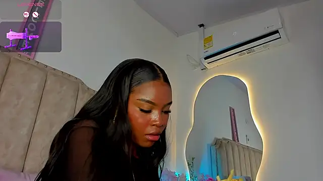 ShanelWest webcam