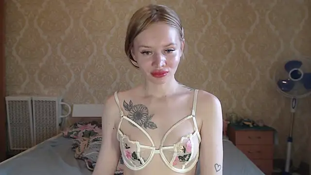 Kitkaat00 webcam