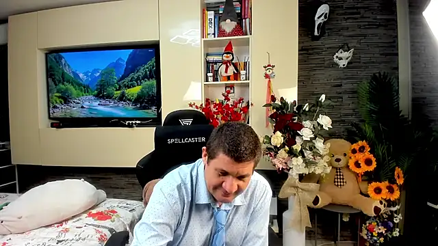 SpartacusDaddy48 webcam
