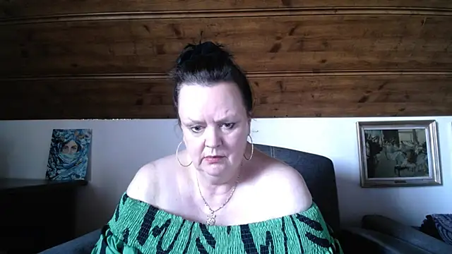 TiffanyMature webcam