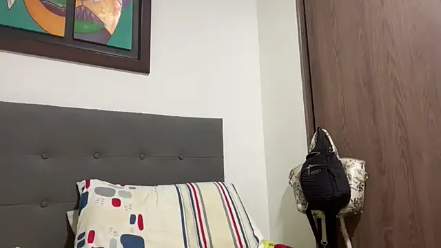 AbrilSantosxo webcam
