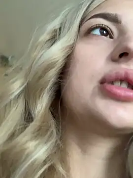 SashaPri webcam