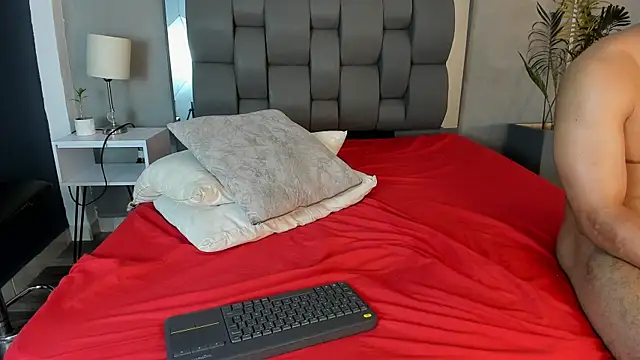Charlie___Musk live cam on StripChat