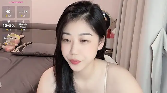 f-yuwei - F-Yuwei's free webcam - UK Sex Cams