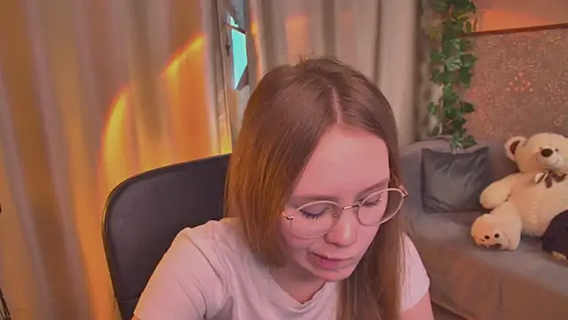 FloraLarsson webcam