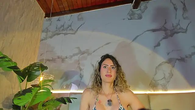 sienna_bellucci1 - Sienna_Bellucci1's free webcam - UK Sex Cams