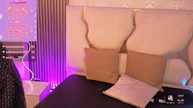 andrea_tay1 webcam