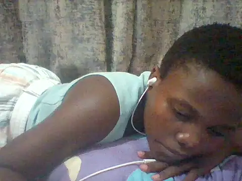 tina_2030 webcam