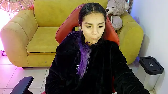 Cami_monroe_m webcam