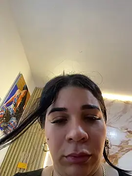 Siri_Luxx webcam