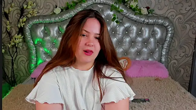 MireyaLin webcam