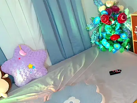 baby_kiraxx webcam