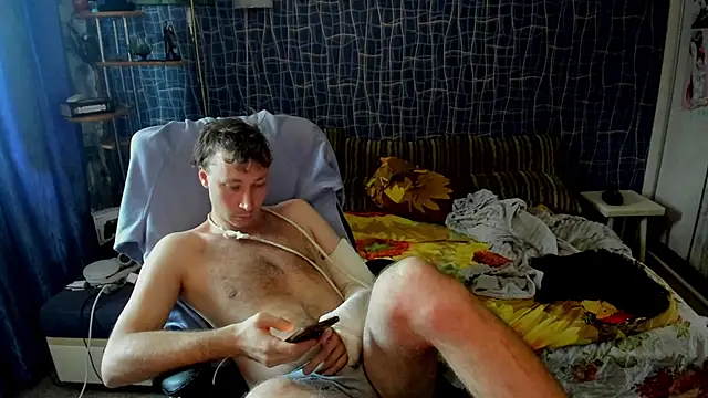 CuteBoy228 webcam
