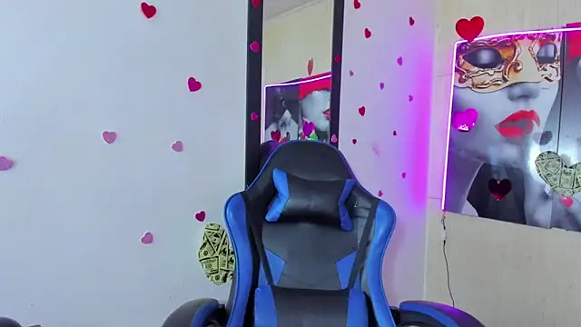 Raven_Rouge_ webcam
