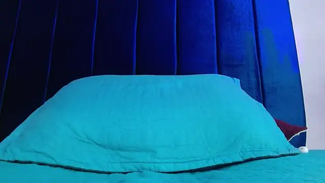 valeri_sotoo webcam