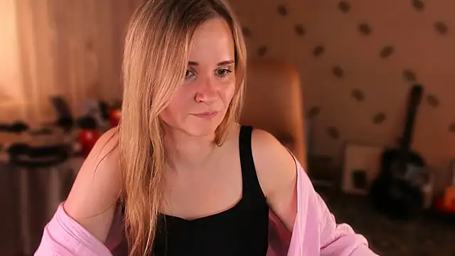 MiaSparkes webcam