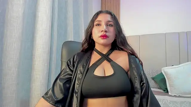 Victoria_Rosee webcam