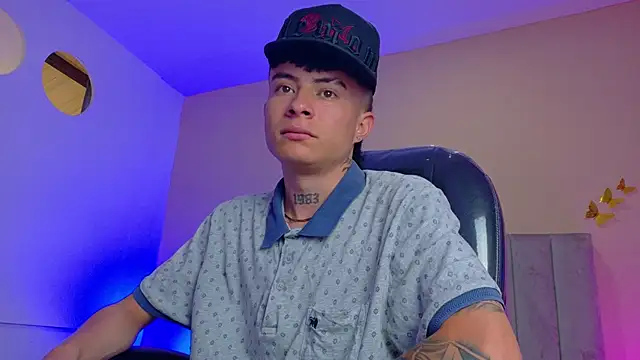 Nascary_Fox webcam