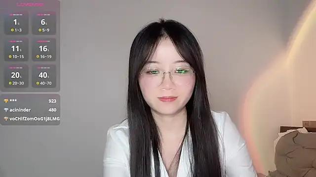 77-Vicky webcam