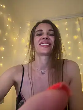 LucieMack webcam