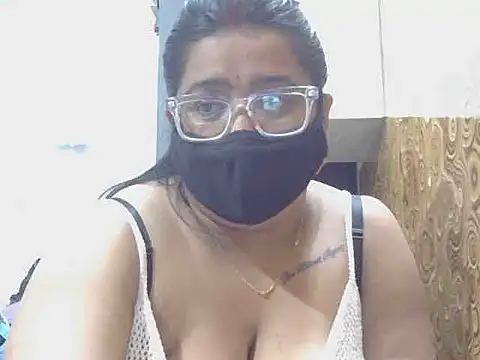 Fuckpussylickass live cam on StripChat