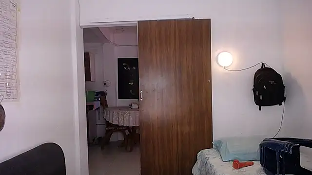 yselahot webcam