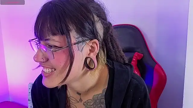 _sharlotte777 webcam