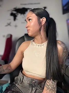 Isabella-Teen webcam