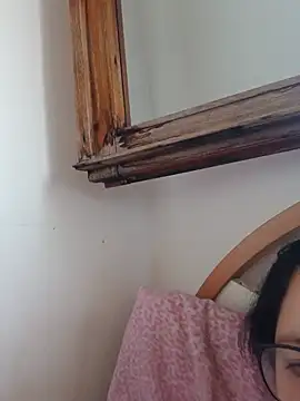 saralamiss webcam