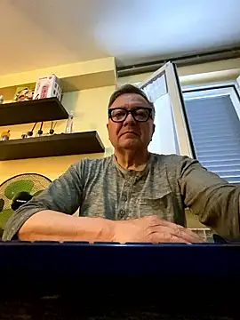 you6me (M grandpa) - Naked show cum