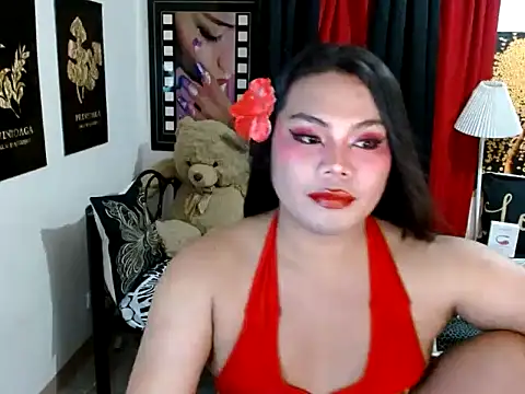 TSbrianaHugeCock webcam