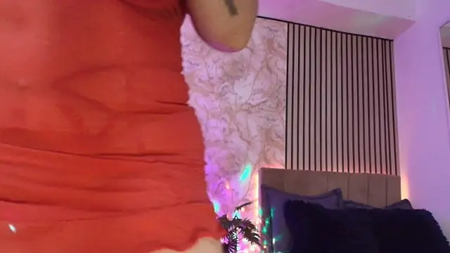 JuliRamirez webcam