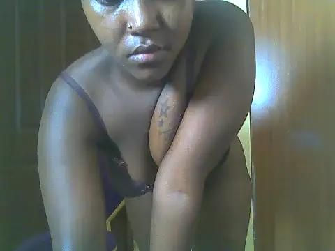 Sexydolly16 webcam