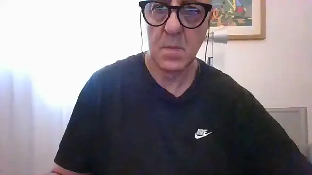 anonimo7735 - ANONIMO7735's free webcam - UK Sex Cams