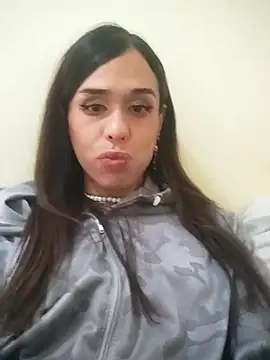 pretty_ariiel webcam